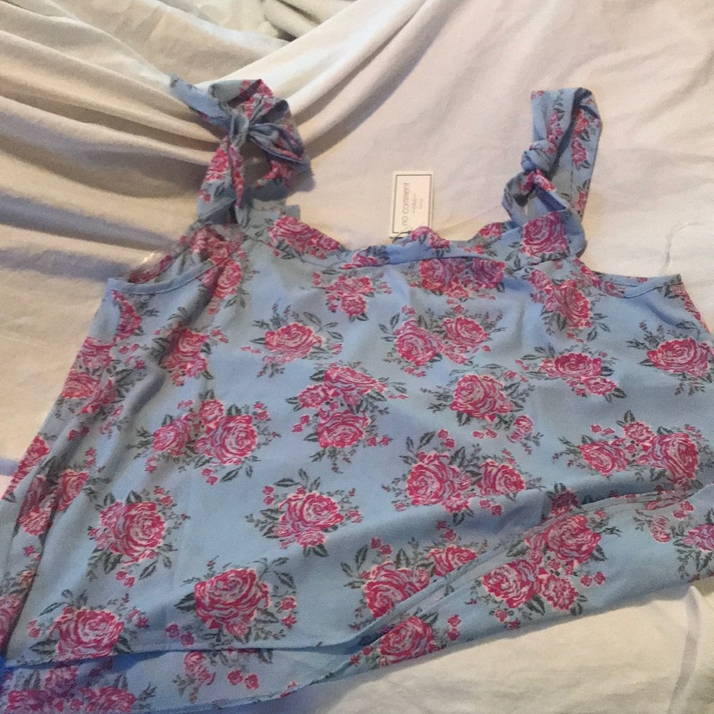 Blouse - Picture 2 of 3